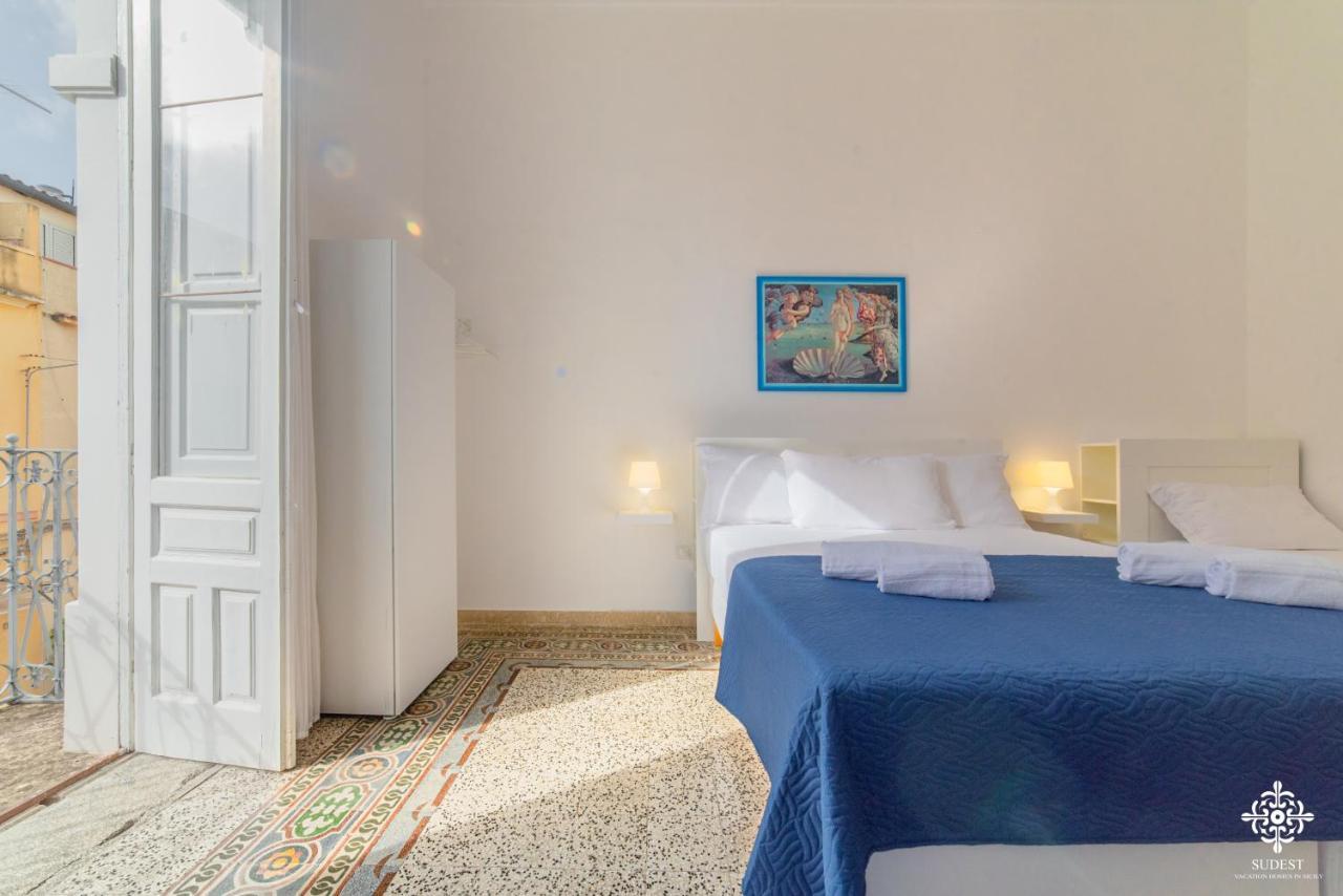 Le 4 Perle Apartments Avola Eksteriør bilde